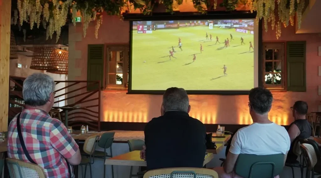 Psg arsenal final to air in laval bars after last-minute clearance