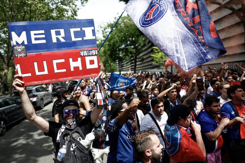 Electric buzz builds at parc des princes ahead of psg arsenal champions league climax