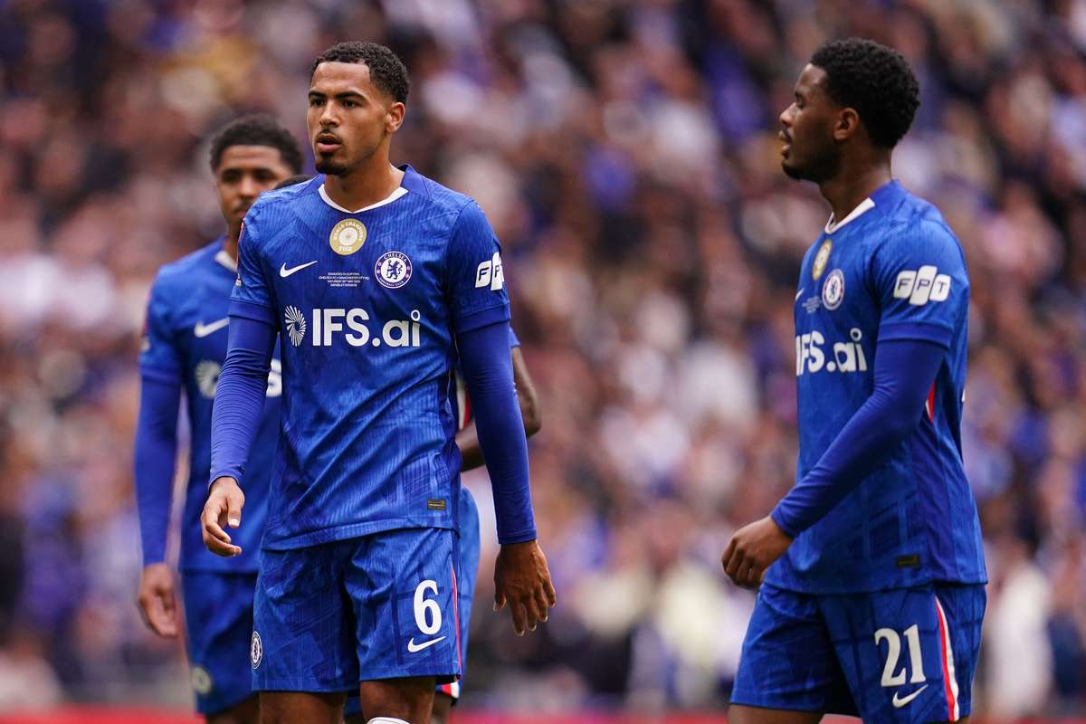 Sunderland faces Chelsea in must-win Premier League finale