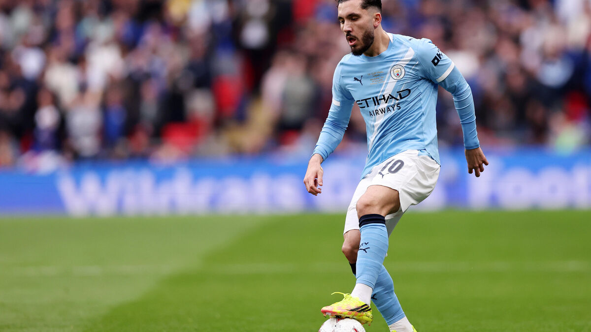 Manchester City aims to close gap in Premier League at Bournemouth