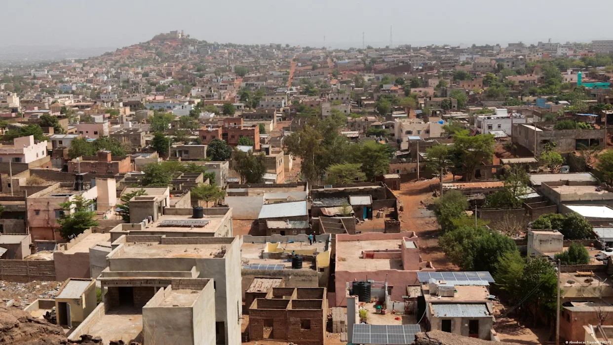 A road blockade near Bamako caused by jihadist groups disrupting travel
