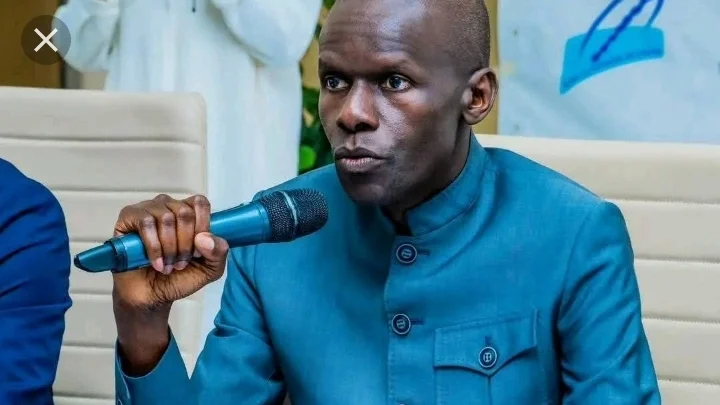 Sénégal : Waly Diouf Bodiang s’en prend à Serigne Gueye Diop dans une sortie politique virulente 1 Sortie musclée : Waly Diouf Bodiang lâche un message qui fait réagir, « Abdourahmane Diouf a parfaitement raison…. »