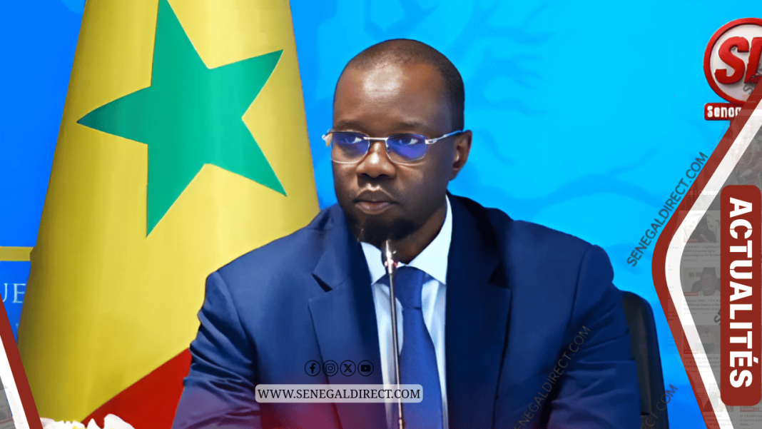 Senegal government officials discussing judicial reforms