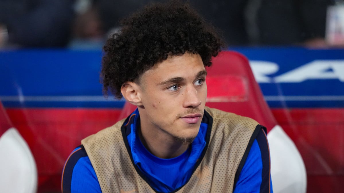 Psg eyes akliouche: monaco sets steep price