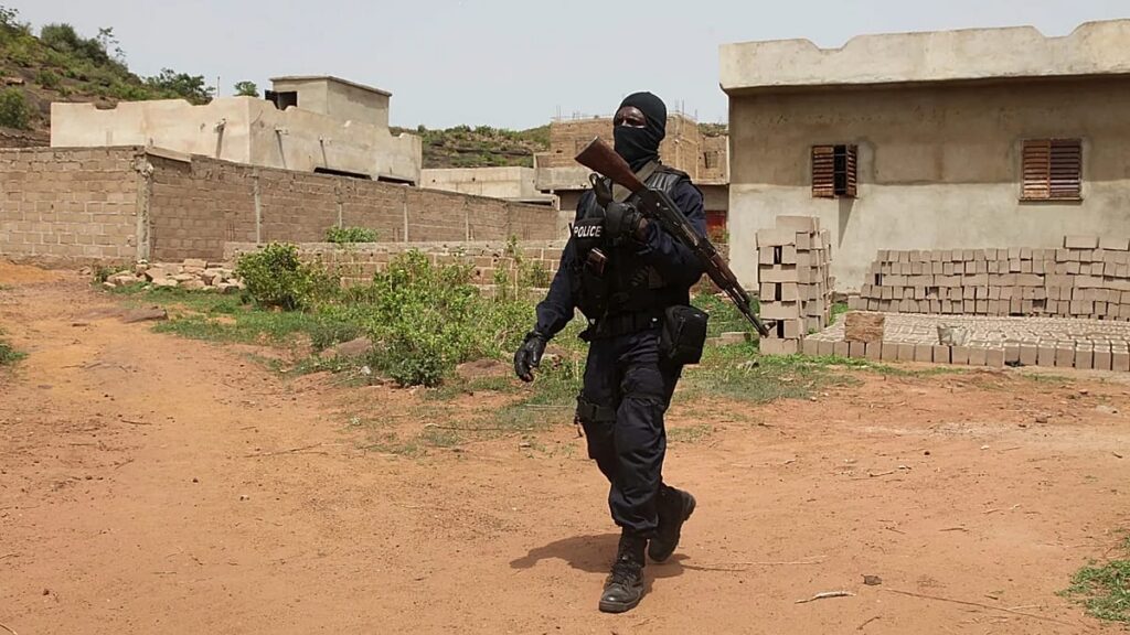 Mali condamne un diplomate français à 20 ans pour espionnage
