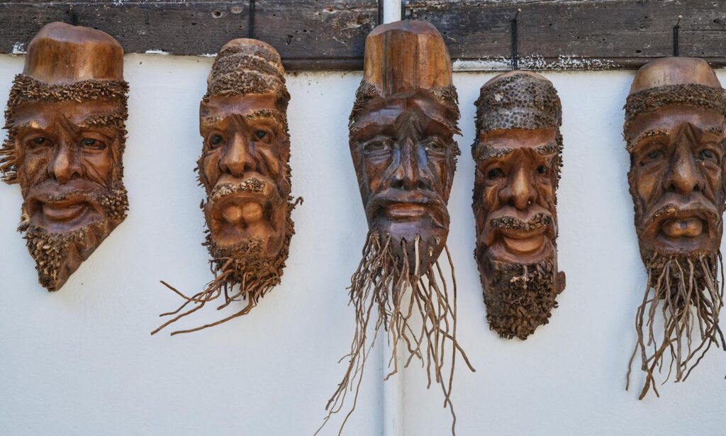 Bordeaux sets legal precedent to return Gabonese artifacts