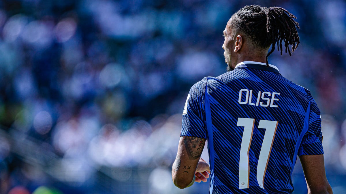 Deschamps advises olise on bayern stay amid psg and real madrid interest