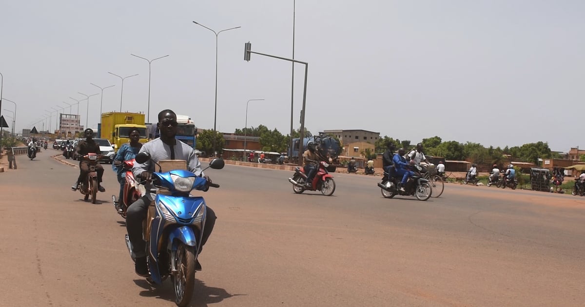 Burkina Faso’s new traffic rule: mio motorcycles join bicycle lanes amid public debate