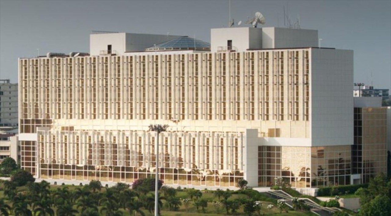 Gabon’s new macroeconomic framework: navigating debt, oil, and inflation challenges