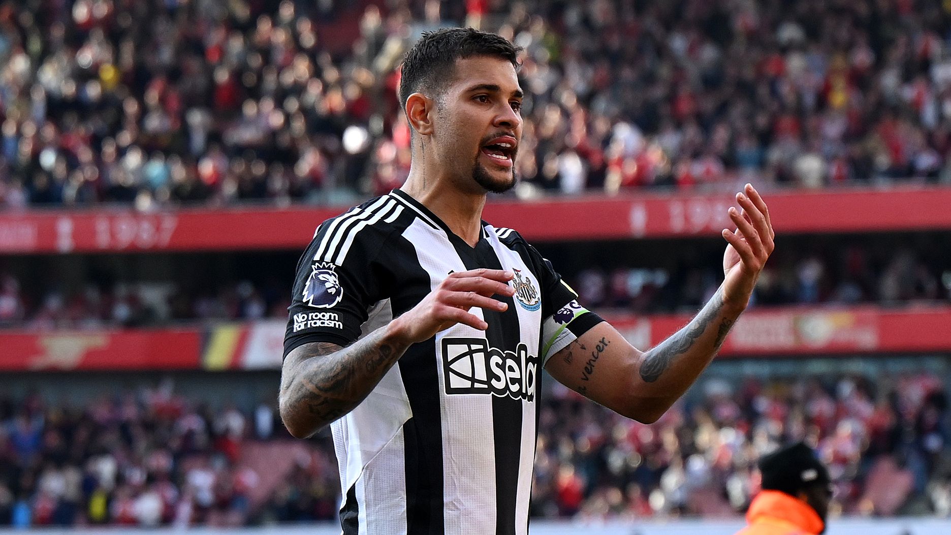 Arsenal pushes for Bruno Guimaraes amid Premier League transfer talks