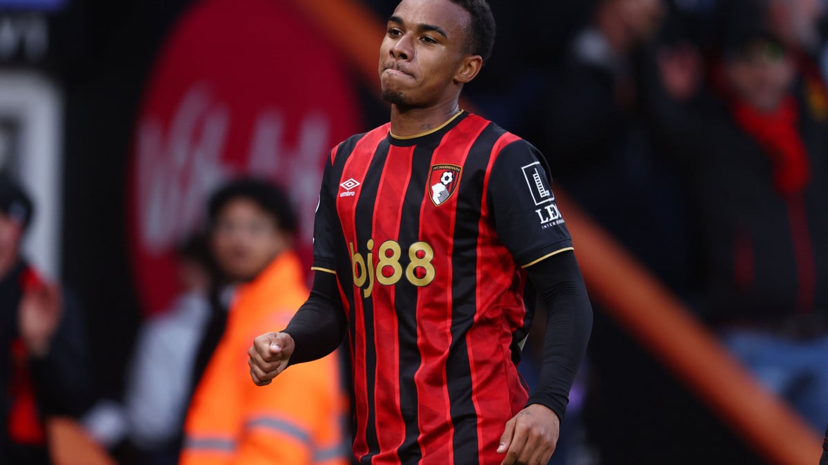Why eli junior kroupi snubbed PSG transfer over dembele factor