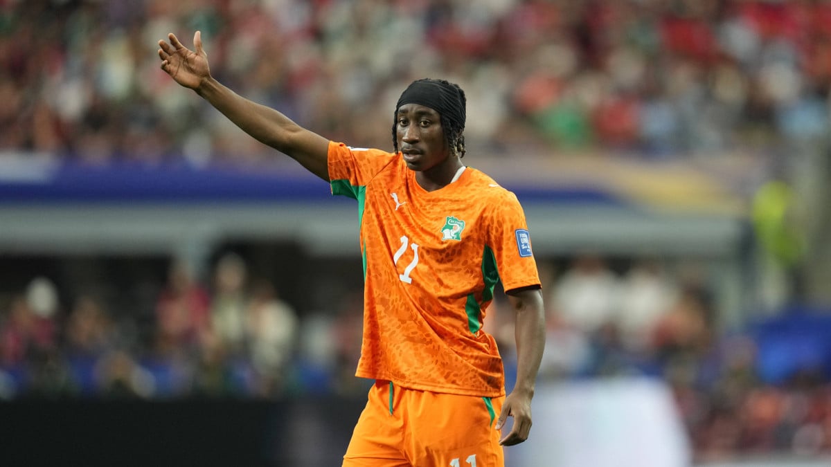 Yan diomandé’s psg move faces new challenge as arsenal enters race