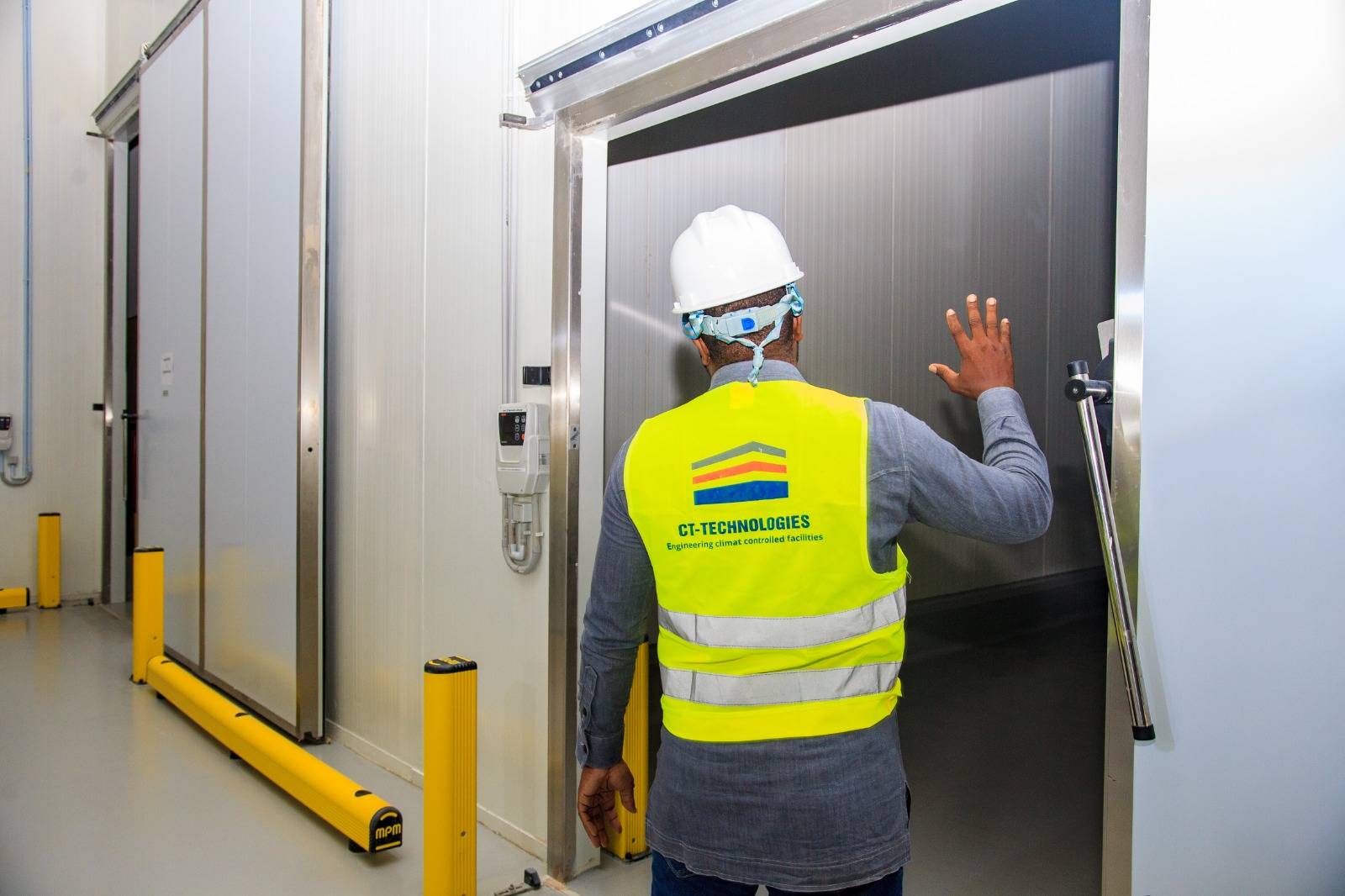 How Benin is revolutionizing fruit exports with high-tech and logistics
