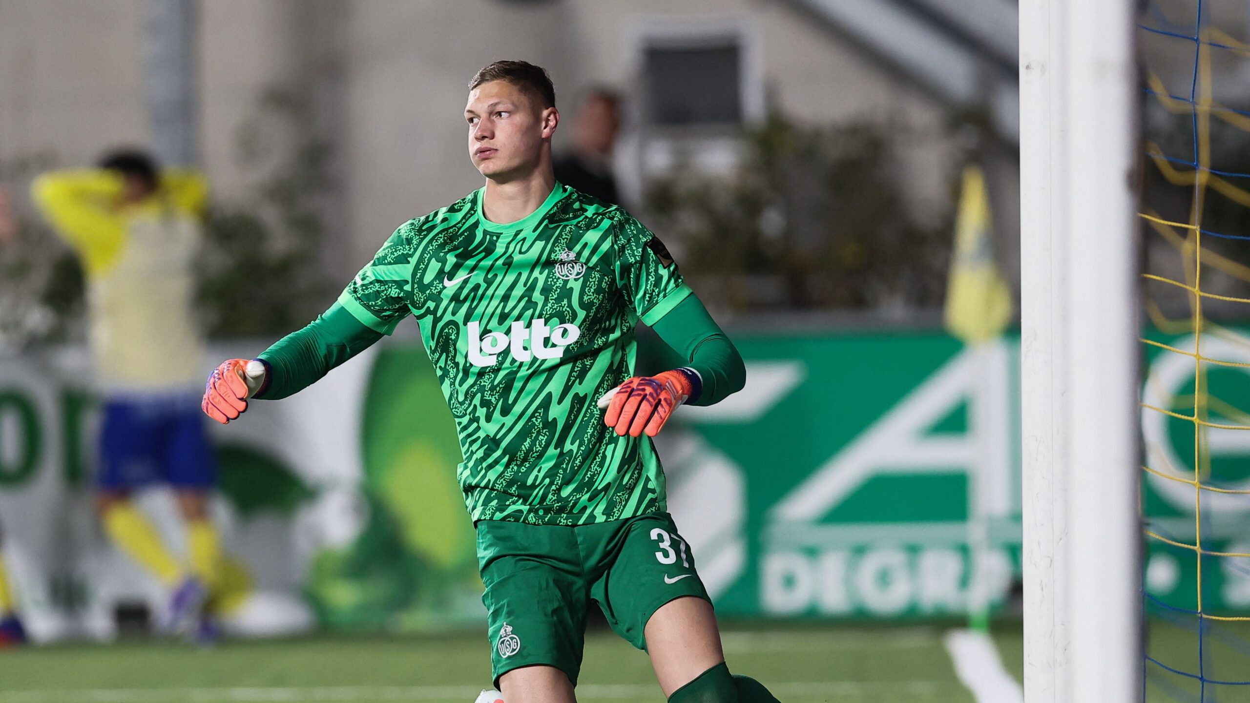 Dutch goalkeeper Kjell Scherpen seals £8.5m Premier League move from Union Saint-Gilloise