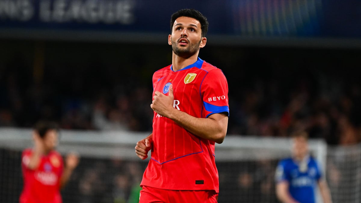 Gonçalo ramos leaves psg with record-breaking bench impact