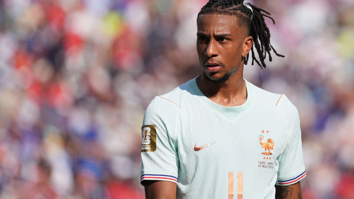 Psg faces dilemma over olise transfer demands worth over €200m