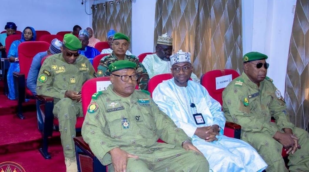 Niger defense attaché training ceremony