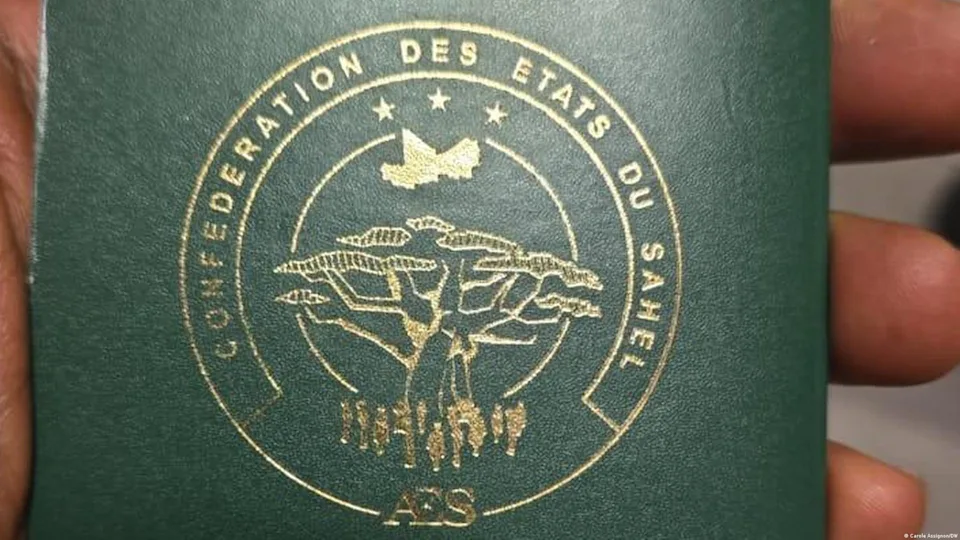 AES citizens lose access to Cédéao passports