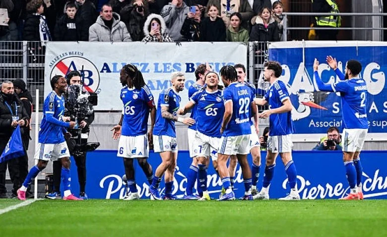Illustration of Strasbourg football stadium with chaotic transfer news
