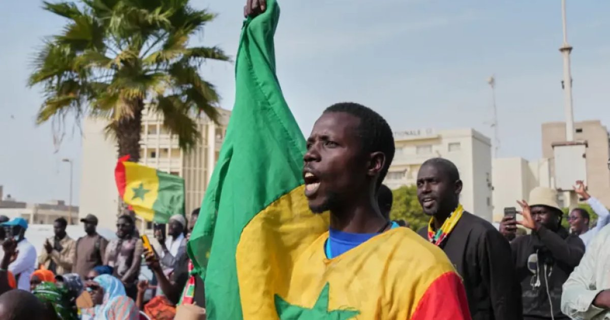 Senegal parliament to review constitutional reform and secret funds amid political tensions