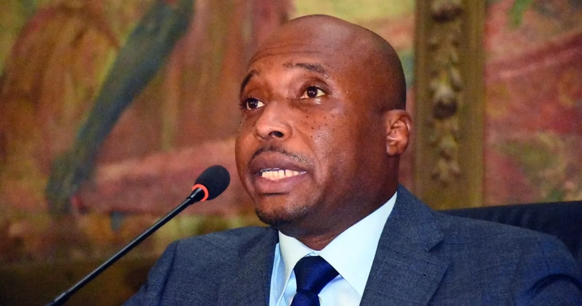 Sénégal politics: who dares to challenge the ruling party on the ground