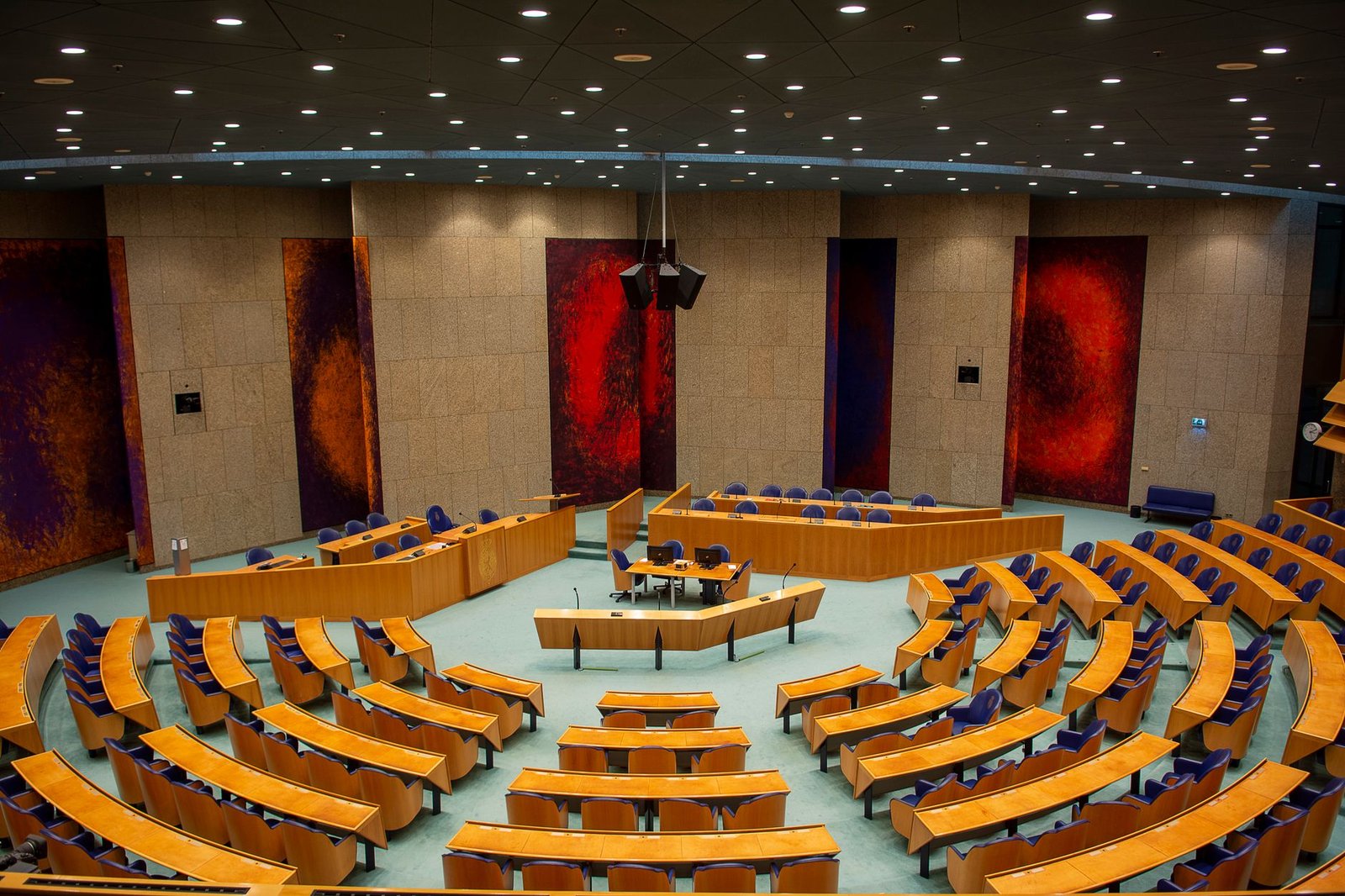 Senegal political tensions over rural electrification deal