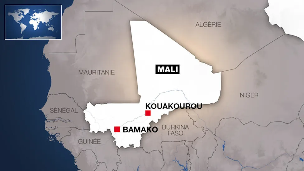 Aerial view of a displacement camp in Mali