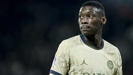 Randal Kolo Muani sous les couleurs du PSG lors d'un match de ligue 1 contre le stade Brestois, janvier 2024. (Sébastien Muylaert / MAXPPP)