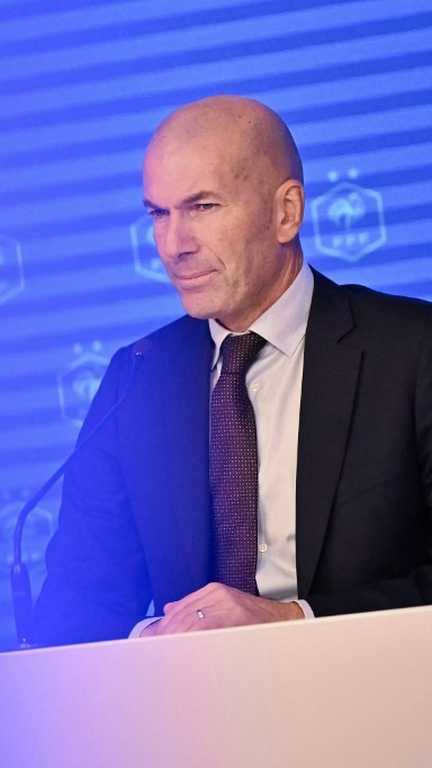 Zinédine Zidane a été officiellement intronisé sélectionneur des Bleus, le 28 juillet 2026. (LOU BENOIST / AFP)